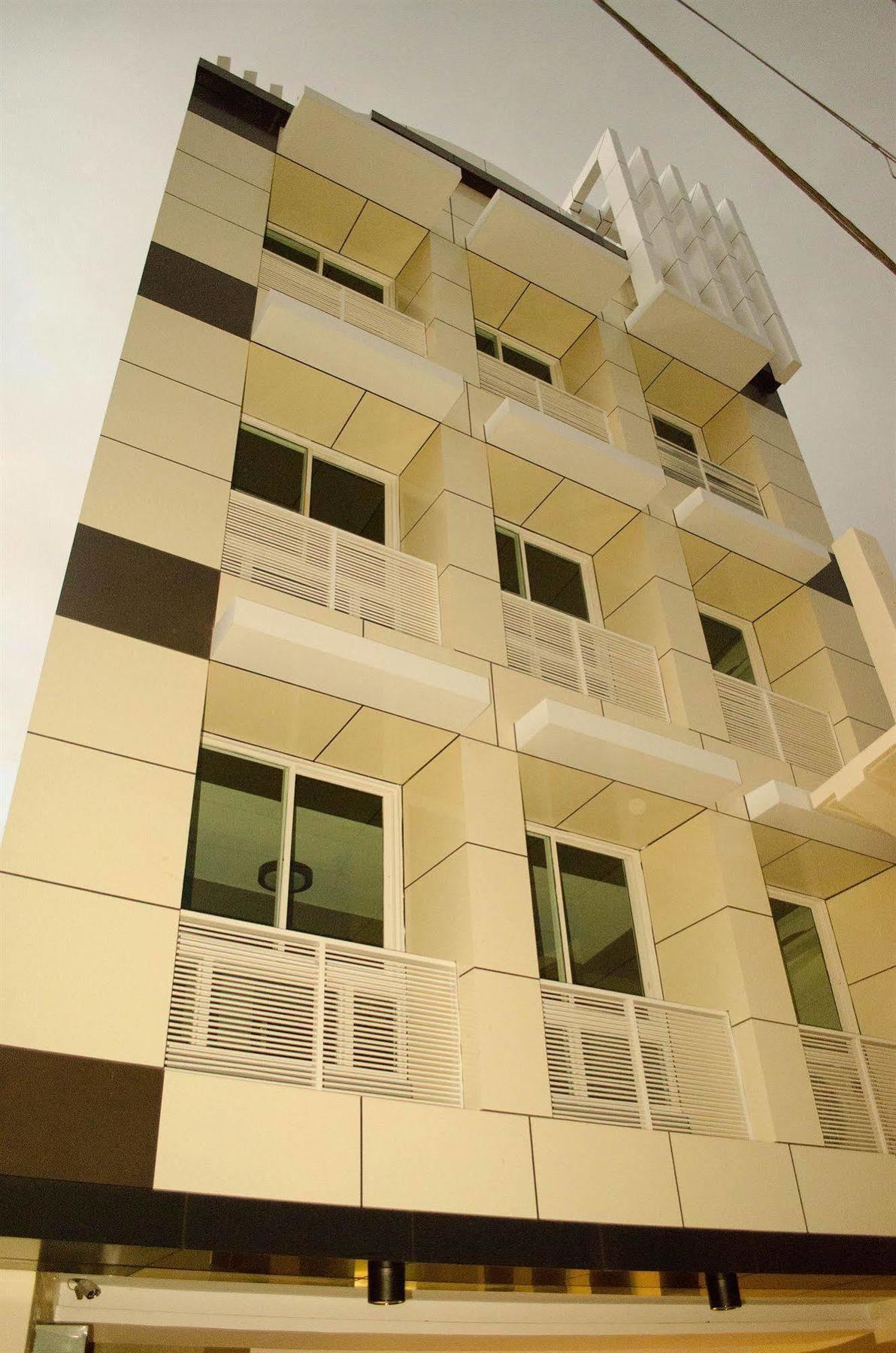 Reddoorz Near Sm Puerto Princesa Exterior photo