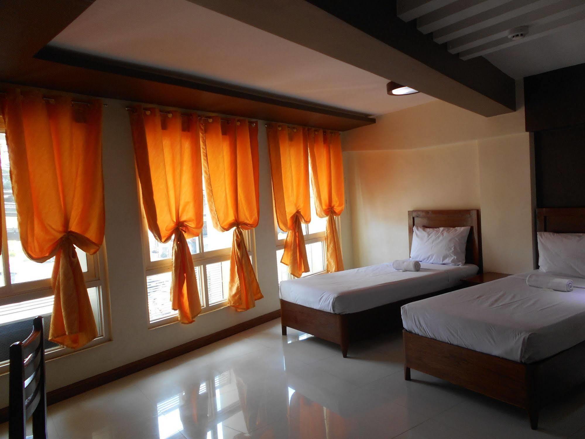 Reddoorz Near Sm Puerto Princesa Exterior photo