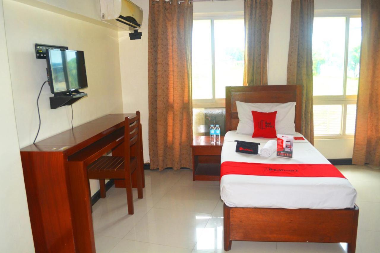 Reddoorz Near Sm Puerto Princesa Exterior photo